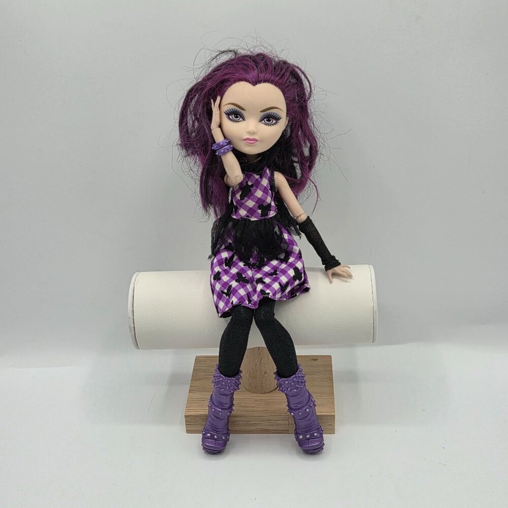 Ever After High Raven Queen Enchanted Picnic Fashion Doll by Mattel